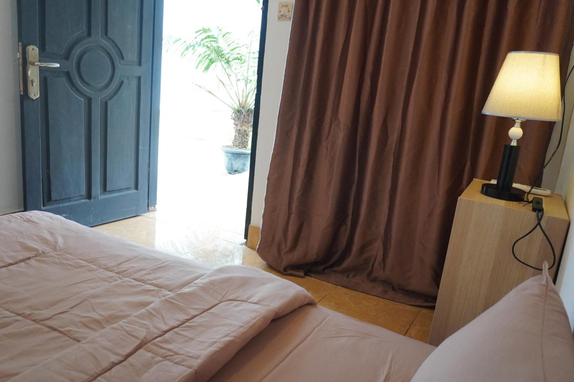 Indonesia Backpacker Hostels Kuta  Esterno foto